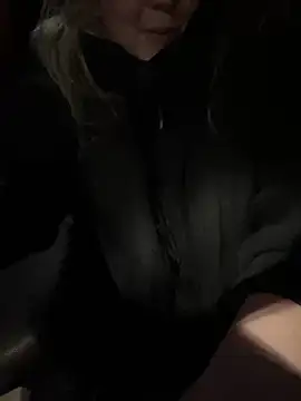 Snapshot of Anna_Alexa chatting on January 10, 9:20 pm Anna Alexa online show from January 10, 9:20 pm