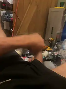 mikeylong online show from April 21, 2:47 am