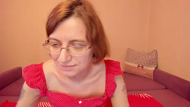 MarilynDream online show from May 18, 3:39 pm