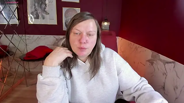 KellyPerfection online show from May 14, 6:32 am