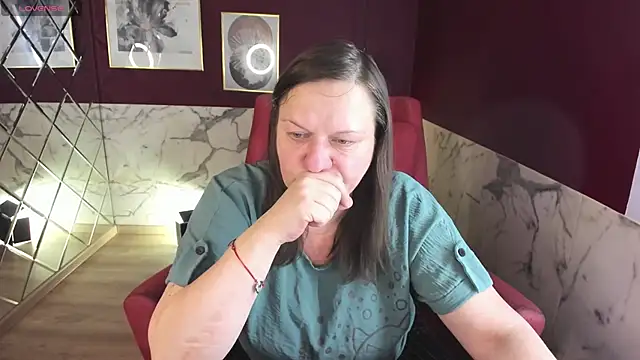 KellyPerfection online show from April 24, 7:43 am