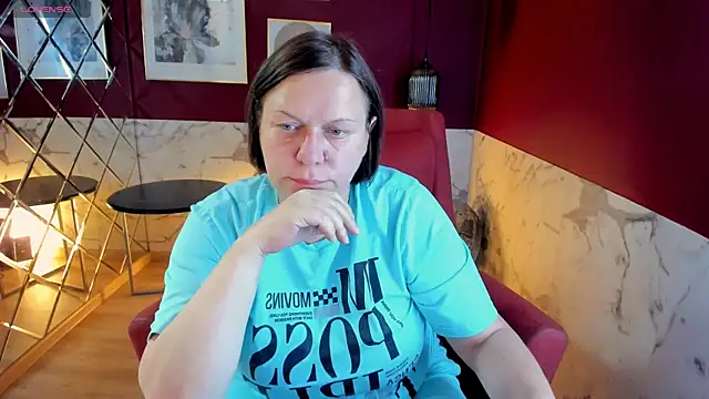 Snapshot of KellyPerfection chatting on July 6, 7:37 am KellyPerfection online show from July 6, 7:37 am