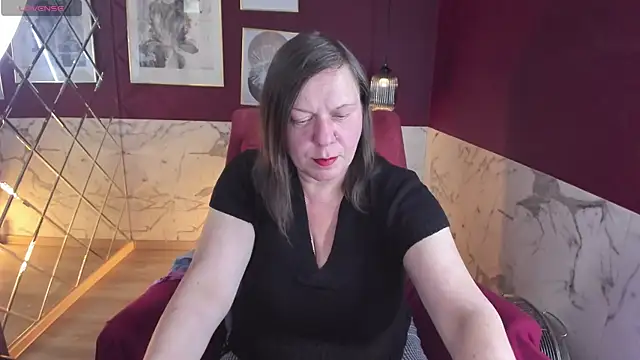 Snapshot of KellyPerfection chatting on October 28, 5:56 pm KellyPerfection online show from October 28, 5:56 pm