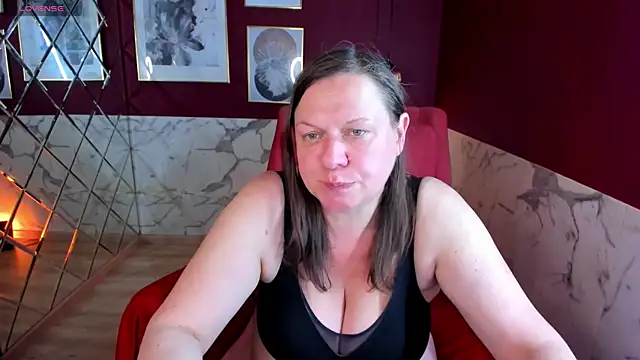 Snapshot of KellyPerfection chatting on June 10, 6:58 am KellyPerfection online show from June 10, 6:58 am
