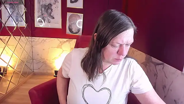 KellyPerfection online show from March 5, 5:37 am