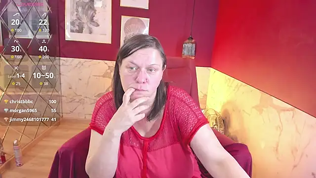 Snapshot of KellyPerfection chatting on December 2, 5:58 pm KellyPerfection online show from December 2, 5:58 pm