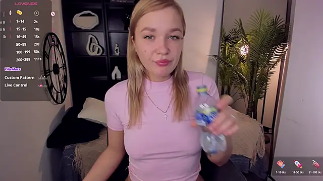 BellaDreamy online show from December 17, 9:36 am