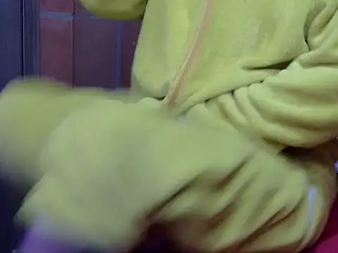 Snapshot of pamelasophia19 chatting on October 31, 11:51 am pamelasophia19 online show from October 31, 11:51 am