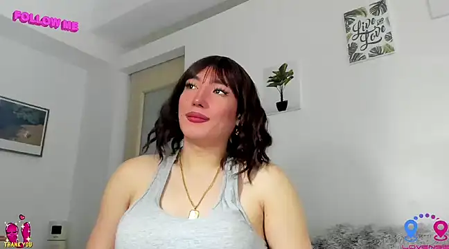 Snapshot of hottycrishina chatting on February 27, 12:03 am hottycrishina online show from February 27, 12:03 am