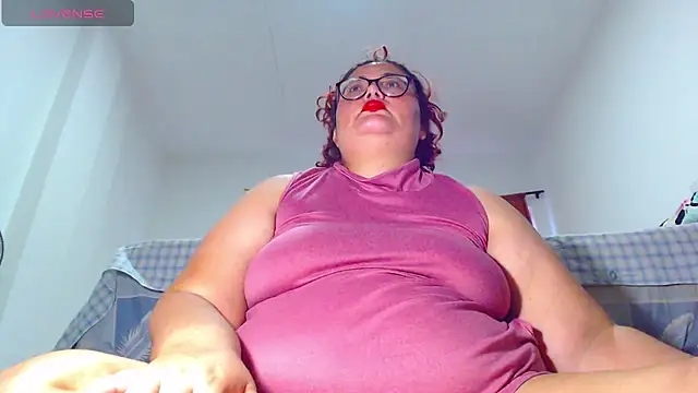 ashelymalefica online show from March 20, 7:59 pm