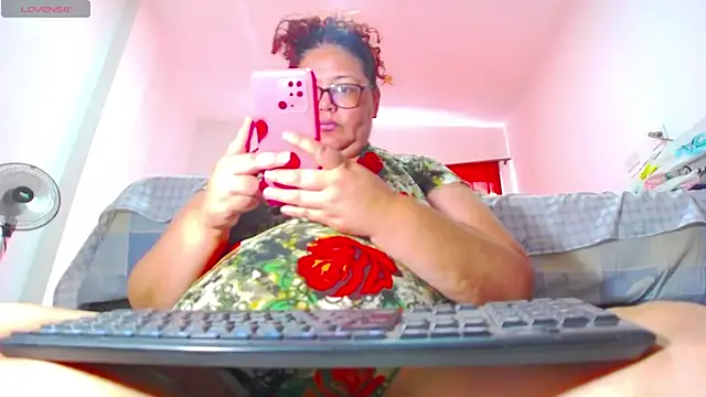 ashelymalefica online show from March 22, 7:48 pm