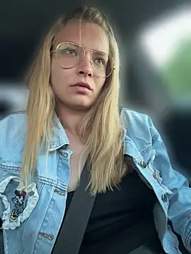 AnastasiaAniess online show from April 8, 5:58 pm