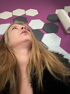 AnastasiaAniess online show from March 7, 7:48 am