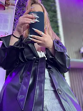 AnastasiaAniess online show from April 3, 5:30 pm