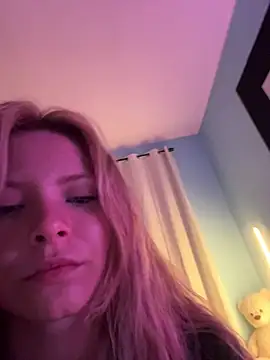 AnastasiaAniess online show from April 2, 6:58 pm