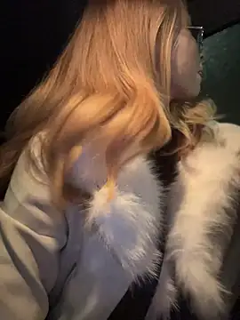 AnastasiaAniess online show from December 20, 8:01 pm