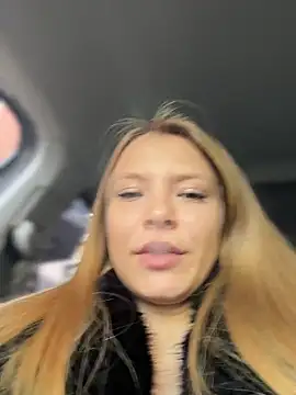 Snapshot of AnastasiaAniess chatting on February 13, 9:42 am AnastasiaAniess online show from February 13, 9:42 am