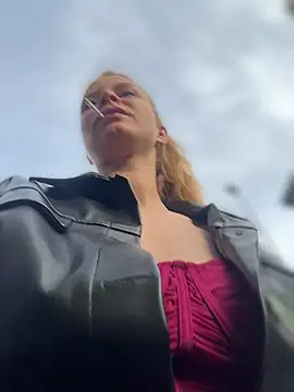 AnastasiaAniess online show from April 10, 5:20 pm