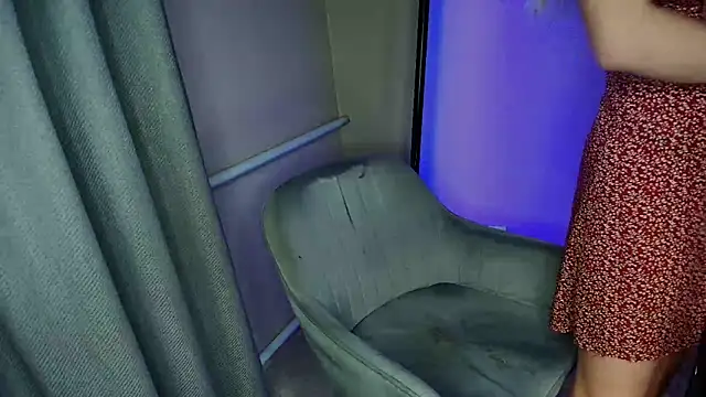 Leila Libertas online show from March 12, 6:45 pm