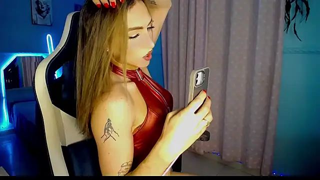 charlottesexxx online show from December 5, 8:50 pm