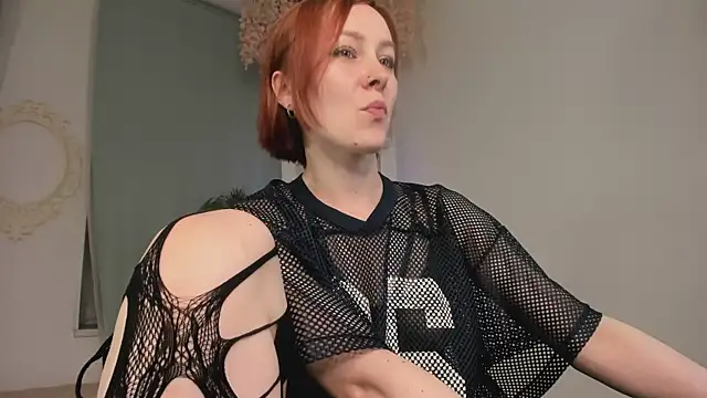 Snapshot of LilianKroft chatting on June 23, 12:14 pm LilianKroft online show from June 23, 12:14 pm