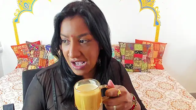 LadyNahir online show from October 2, 9:51 pm