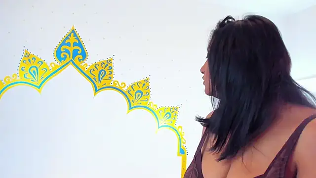 Snapshot of LadyNahir chatting on October 25, 8:42 pm LadyNahir online show from October 25, 8:42 pm