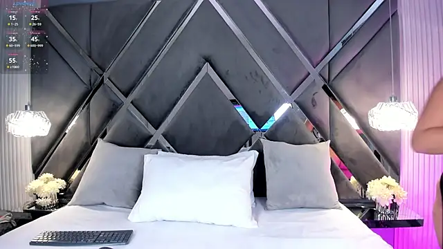 myax evans online show from April 10, 11:39 am