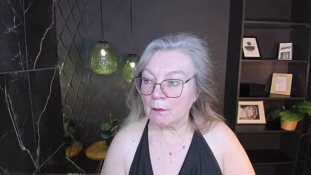 NataliMellow online show from March 10, 1:04 pm