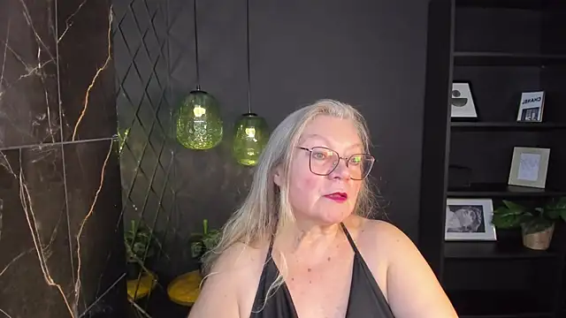 NataliMellow online show from November 17, 1:15 pm