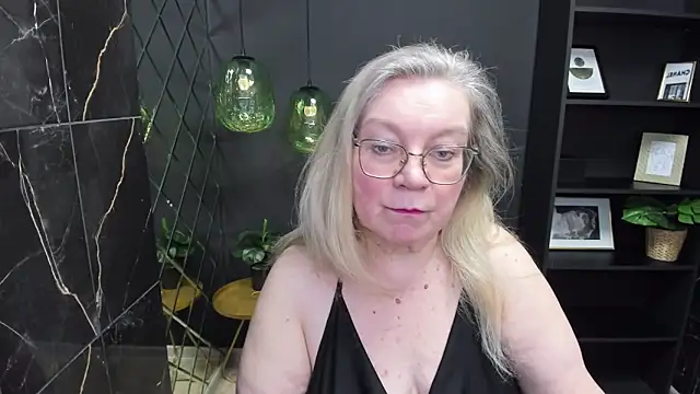 NataliMellow online show from February 25, 1:10 pm