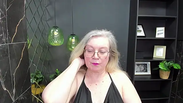 NataliMellow online show from March 9, 4:22 pm