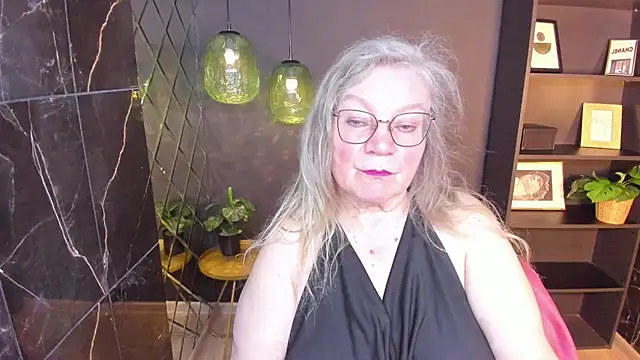 Snapshot of NataliMellow chatting on May 20, 1:08 pm NataliMellow online show from May 20, 1:08 pm