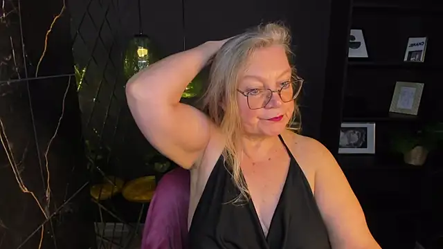 NataliMellow online show from November 4, 1:15 pm