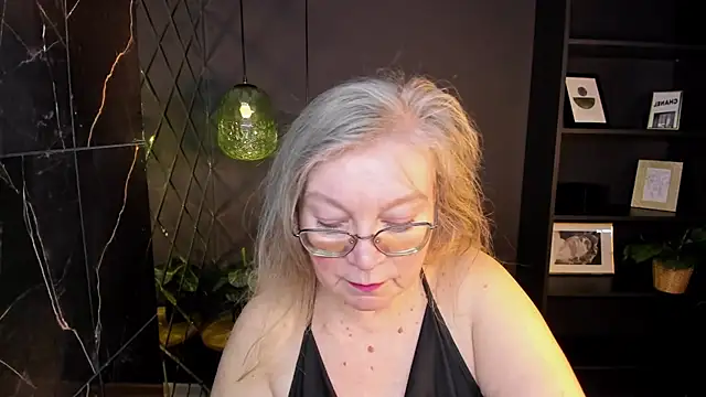 NataliMellow online show from February 22, 1:13 pm