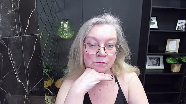 NataliMellow online show from February 22, 1:13 pm