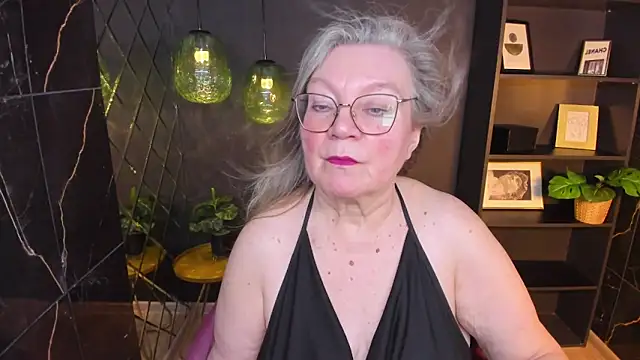 Snapshot of NataliMellow chatting on May 1, 1:27 pm NataliMellow online show from May 1, 1:27 pm