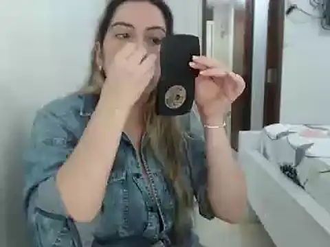 ashlymoon online show from February 17, 6:39 pm
