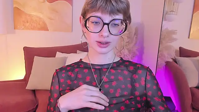 Snapshot of RubySoft chatting on October 27, 8:43 pm RubySoft online show from October 27, 8:43 pm