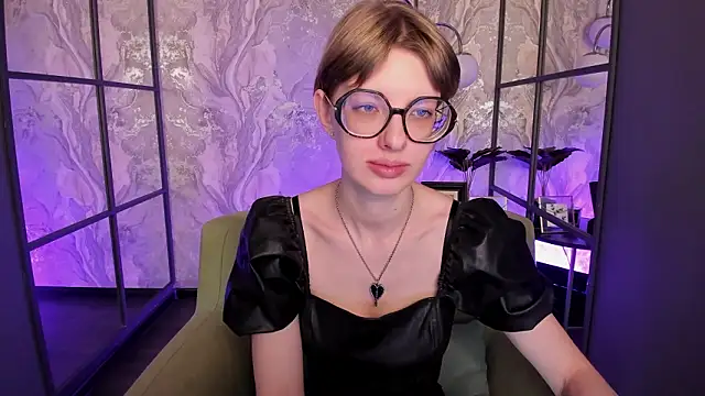 Snapshot of RubySoft chatting on February 12, 9:14 pm RubySoft online show from February 12, 9:14 pm