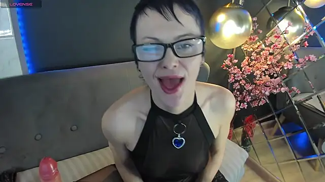 Snapshot of BrandiSweetie chatting on February 18, 4:47 pm BrandiSweetie online show from February 18, 4:47 pm