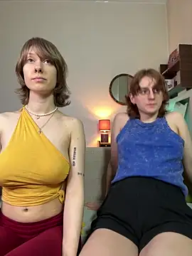 Jitoon Exe online show from April 5, 6:47 pm