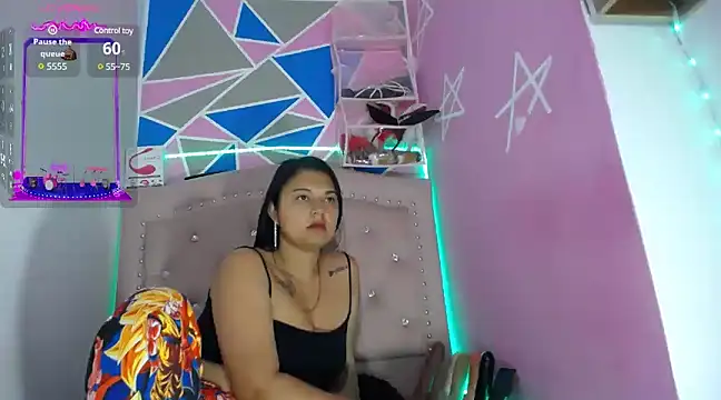 Snapshot of violetaass chatting on March 14, 11:32 pm violetaass online show from March 14, 11:32 pm