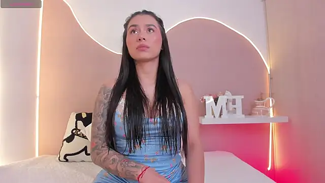 EllieMitchell online show from May 8, 5:39 pm