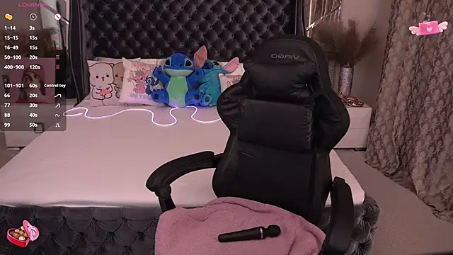 FoxyShy online show from September 27, 5:46 am