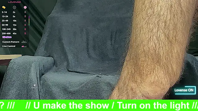 Snapshot of el_barba1 chatting on June 8, 11:49 pm el barba1 online show from June 8, 11:49 pm