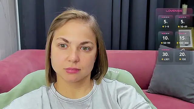 Snapshot of TataArdent chatting on November 20, 8:20 pm TataArdent online show from November 20, 8:20 pm