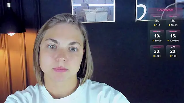 Snapshot of TataArdent chatting on November 3, 8:12 pm TataArdent online show from November 3, 8:12 pm