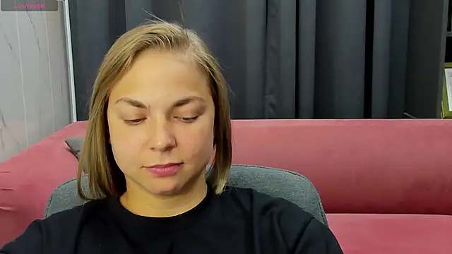 Snapshot of TataArdent chatting on October 25, 8:31 pm TataArdent online show from October 25, 8:31 pm