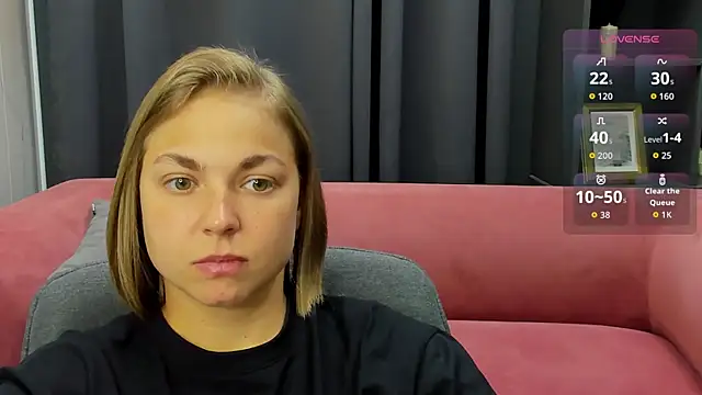 Snapshot of TataArdent chatting on November 4, 8:23 pm TataArdent online show from November 4, 8:23 pm